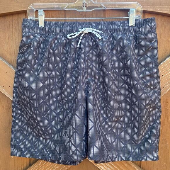 Men's Goodfellow Black/White Geometric Patterned Swim Shorts Size Medium. EUC! - Picture 1 of 4
